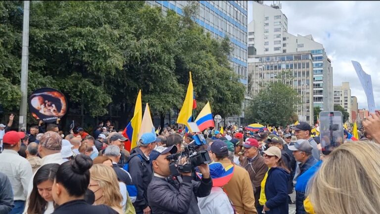 Lee más sobre el artículo ¿El gobierno de Petro evade la realidad de Colombia? 