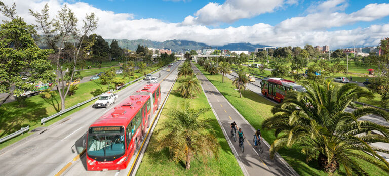 Lee más sobre el artículo ¿Es viable subsidiar el transporte público en Colombia?